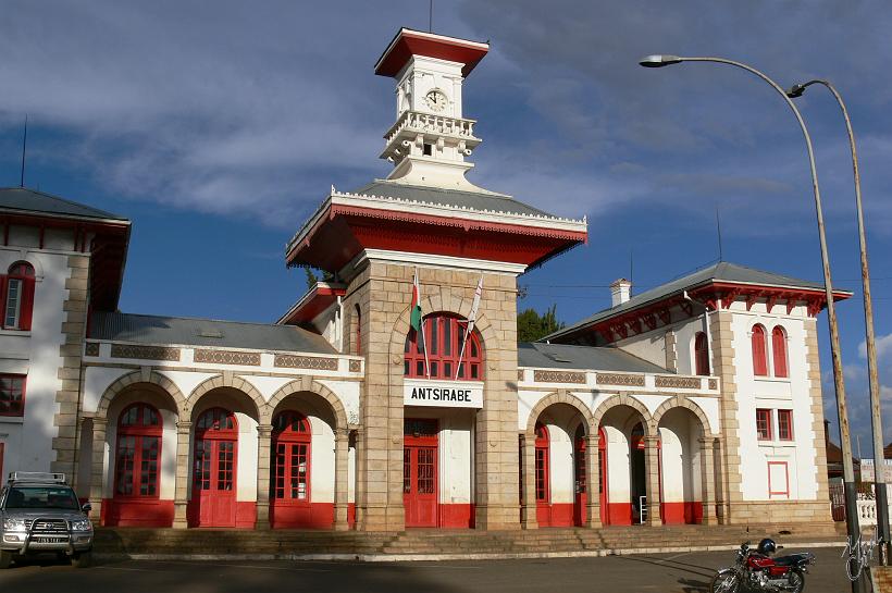 P1100287.JPG - La gare d'Antsirabe.