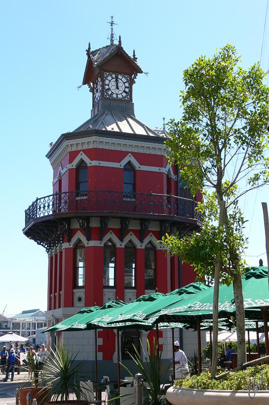 P1040986.JPG - Le Cap avec la Clock Tower (construite en 1883) au Victoria & Alfred Waterfront.
