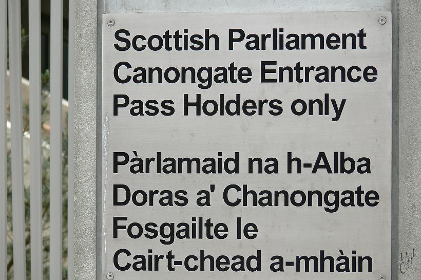P1000778.JPG - Le Parlement écossais (en anglais, Scottish Parliament ; en écossais, Pàrlamaid na h-Alba)