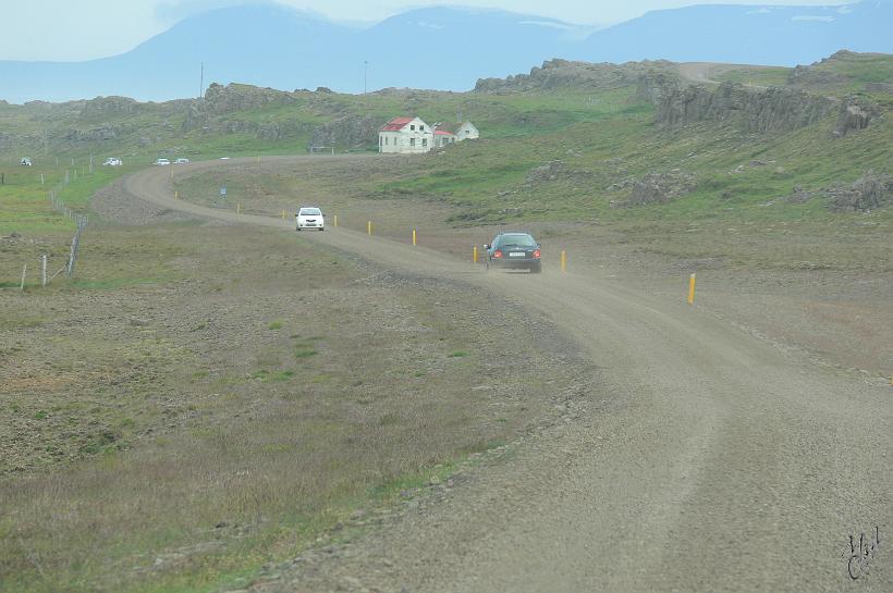 060730_Islande_PisteOuest_180.JPG - Voici un aperçu des pistes (ou parfois même de la route N°1). L'Islande compte 13 034 km de routes, dont 4 617 qui sont bitumées.