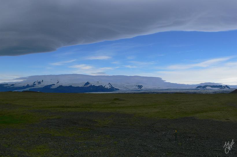 060806_Islande_Jokulsarlon_SE_874.JPG - Formation nuageuse au dessus du lac Jökulsárlón.