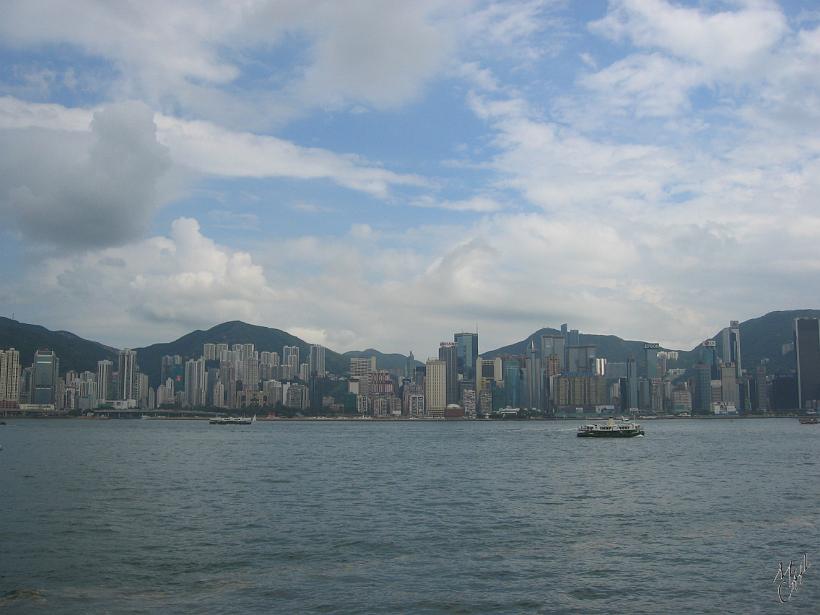 0507HKMac_IMG_1946.jpg - Hong Kong (7 Mio d'habitants) est une région administrative spéciale de la Chine. C'était une colonie britannique de 1842 à 1997, elle a conservé son système légal, sa monnaie et son système politique.