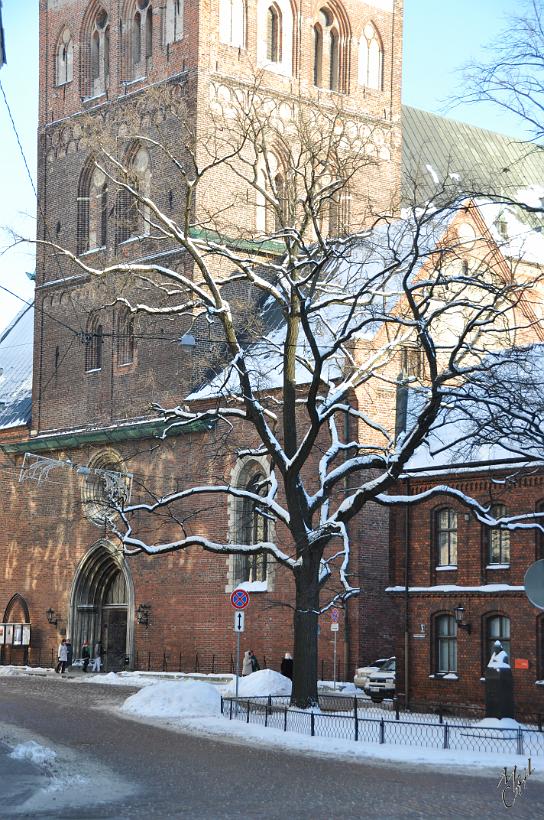 DSC_0861.JPG - La cathédrale de Riga (Doma baznica). Entièrement construite en brique. Elle abrite un orgue de 6768 tuyaux.