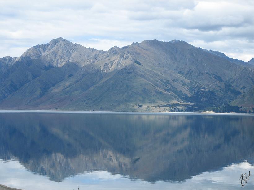 Queenstown_WestCoast_IMG_2426.JPG - Le lac Wakatipu se situe dans les Alpes du sud à une altitude de 310m. C'est avec 80km, le lac le plus long de Nouvelle Zélande.