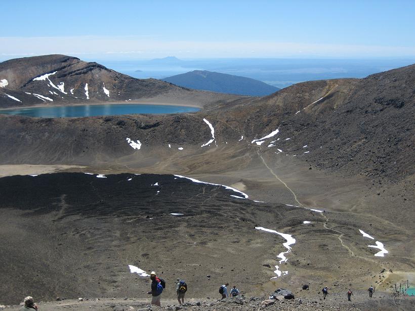 Tongariro_Crossing_STC_1517.JPG - Descente sur des cendres encore chaudes jusque dans le coeur de Central Crater.
