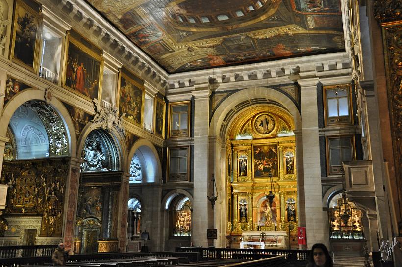 DSC_1678x.jpg - La chapelle baroque Sao Baptista au coeur de l'Igreja de Sao Roque. Elle fut construite à Rome puis démontée, transportée et reconstruite à Lisbonne en 1747.